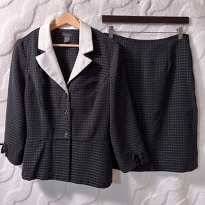 T & Company Two Pc Suit Skirt Set Academia Black Grid Pattern Jacket Women 10